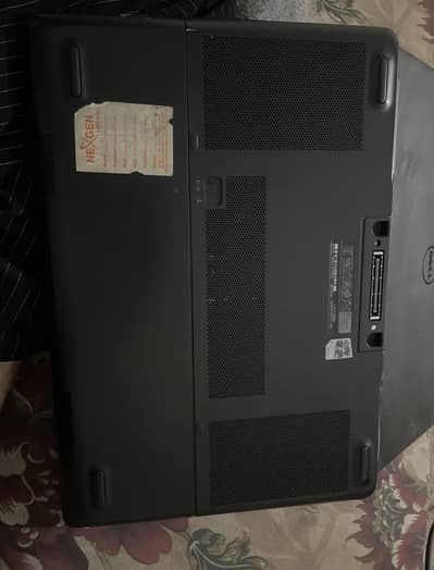 Dell precision 7510 i7 6G 256SSD 16GB RAM 4Gb Graphic Card