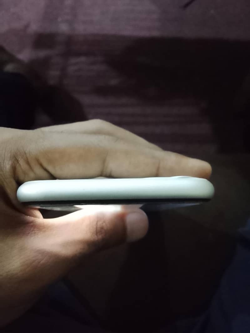 Apple iPhone 11 2