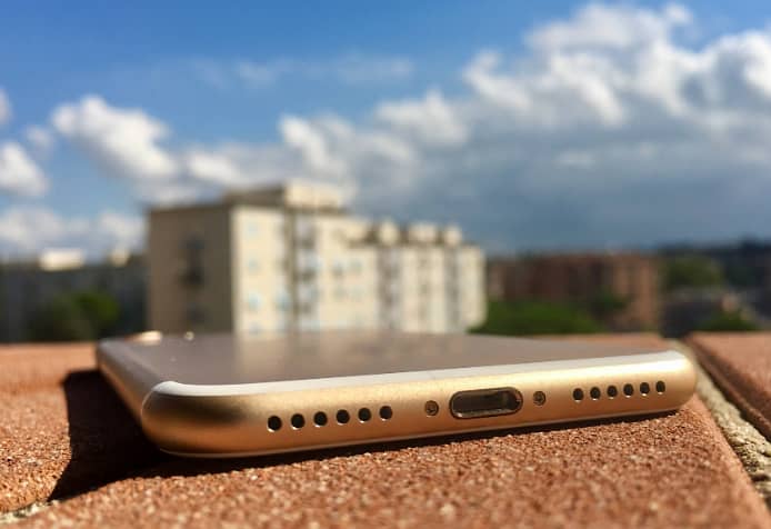 Apple iPhone 7 Plus 1