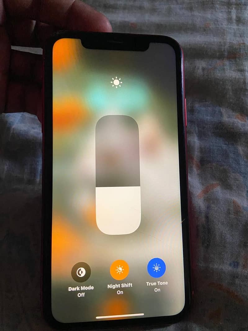 iPhone XR 8