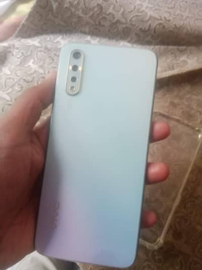 vivo s1