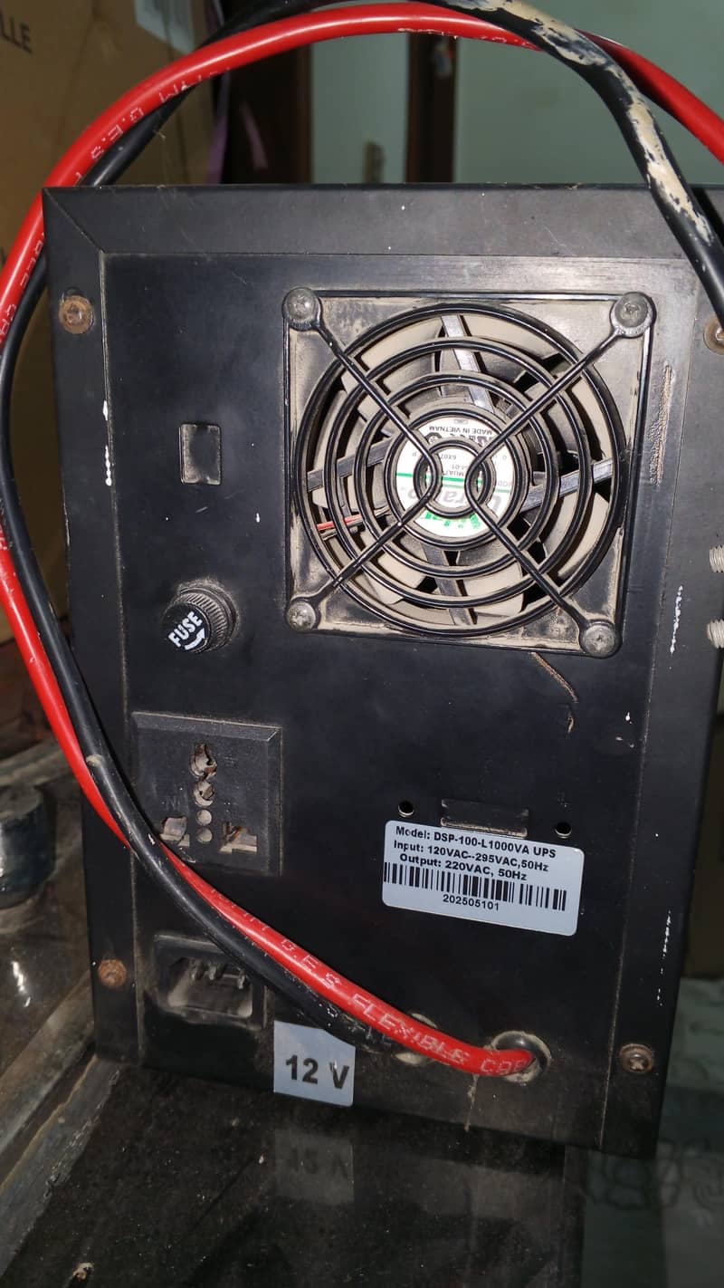UPS with Battery 1