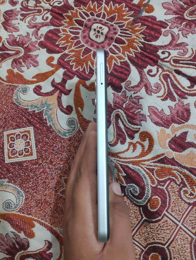 Tecno Spark Go2 1