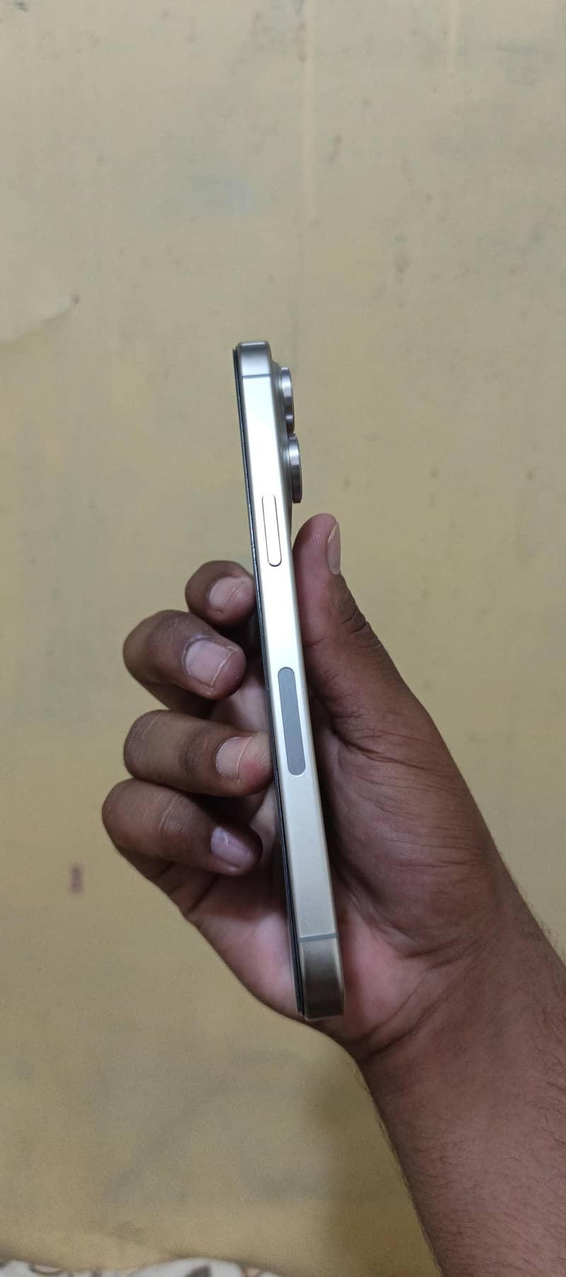 Apple iPhone 15 Pro Max 1