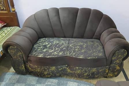 Shahi sofa urgent sale