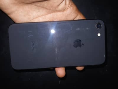 Apple iPhone 8