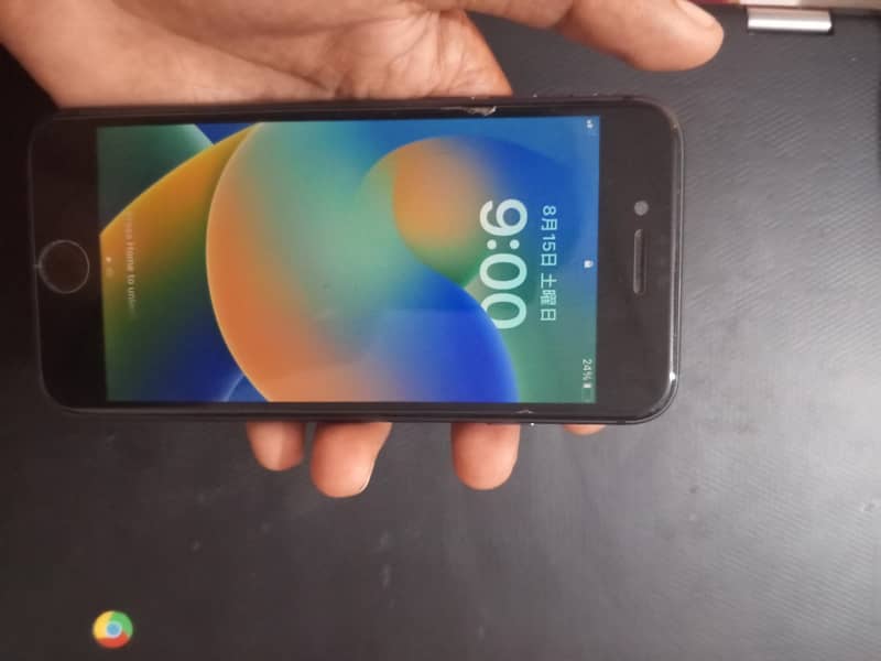 Apple iPhone 8 5