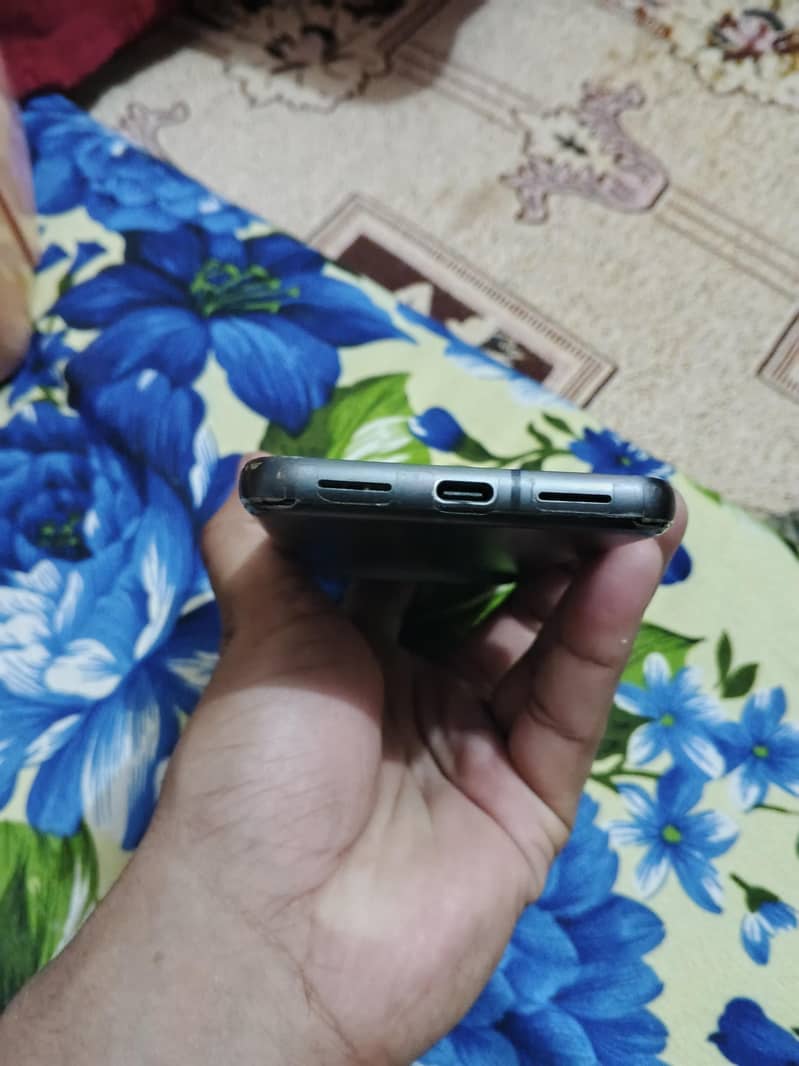 Google Pixel 8 2