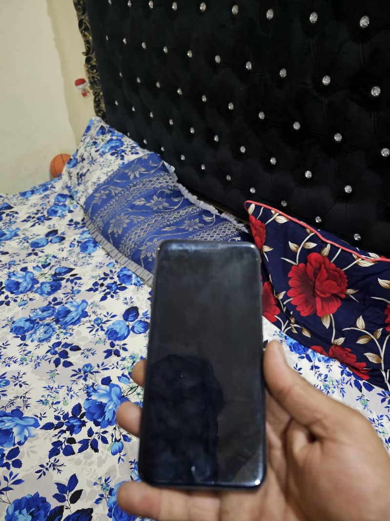 Apple iPhone 7 Plus 1