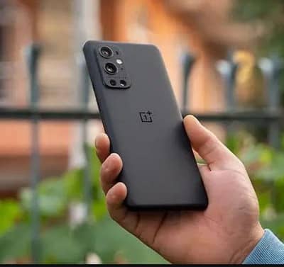 Gaming Oneplus 9 Pro With 12GB Ram And 256GB Rom PTA Approved