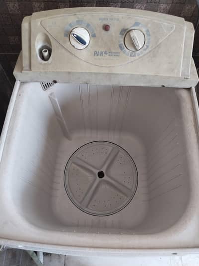 Pak company used Washing machine for sale in working condition