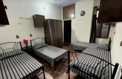 Raza Hostal single and sharing room available