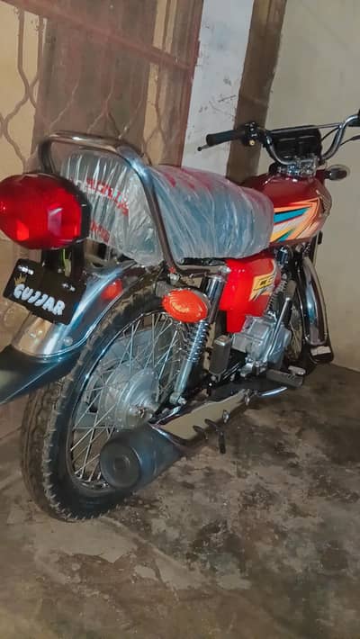 new. bike Honda 125 2026 model ha 50km All ok. new. bike. ha.