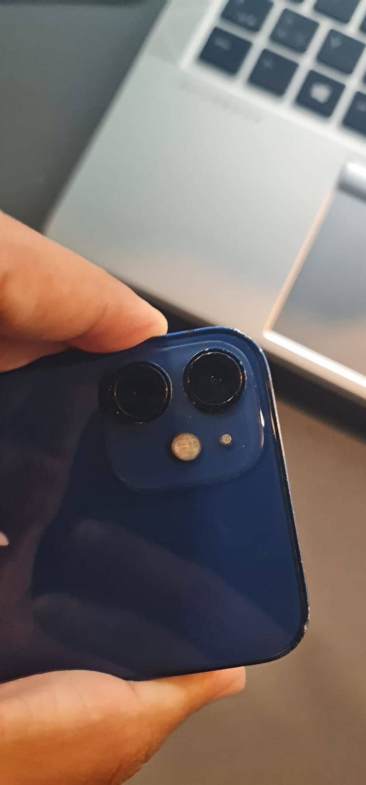 Apple iPhone 12 mini 4