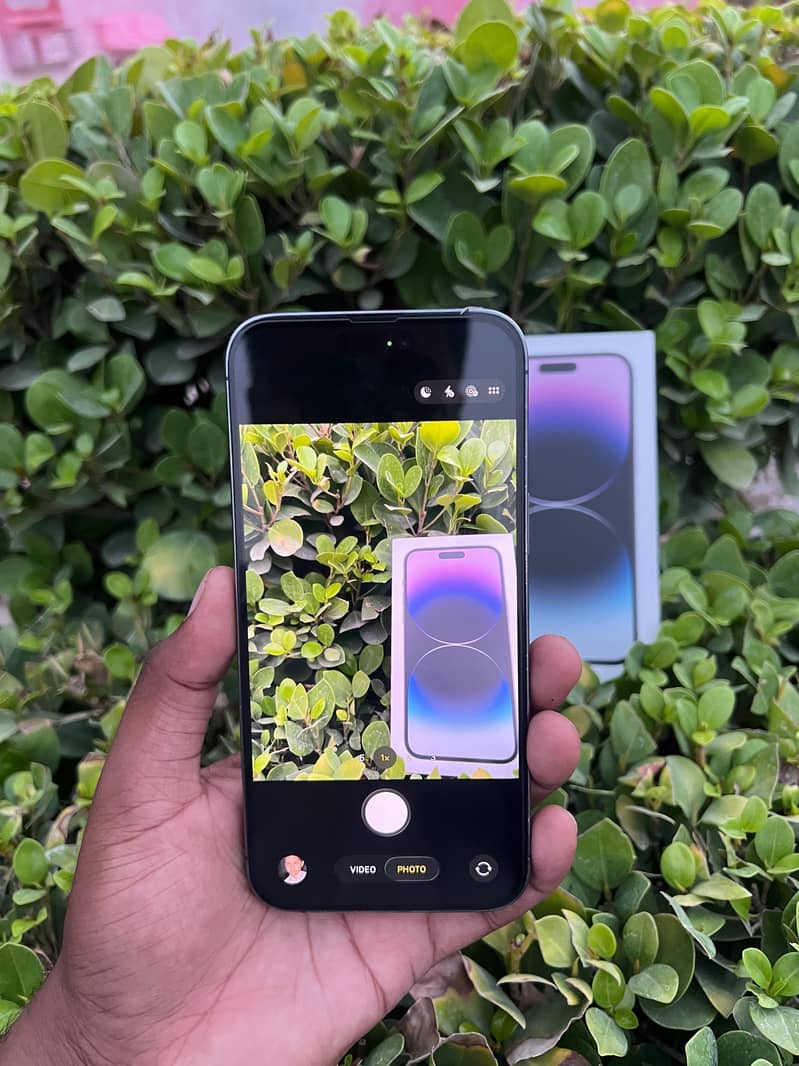 Apple iPhone 14 Pro Max 6