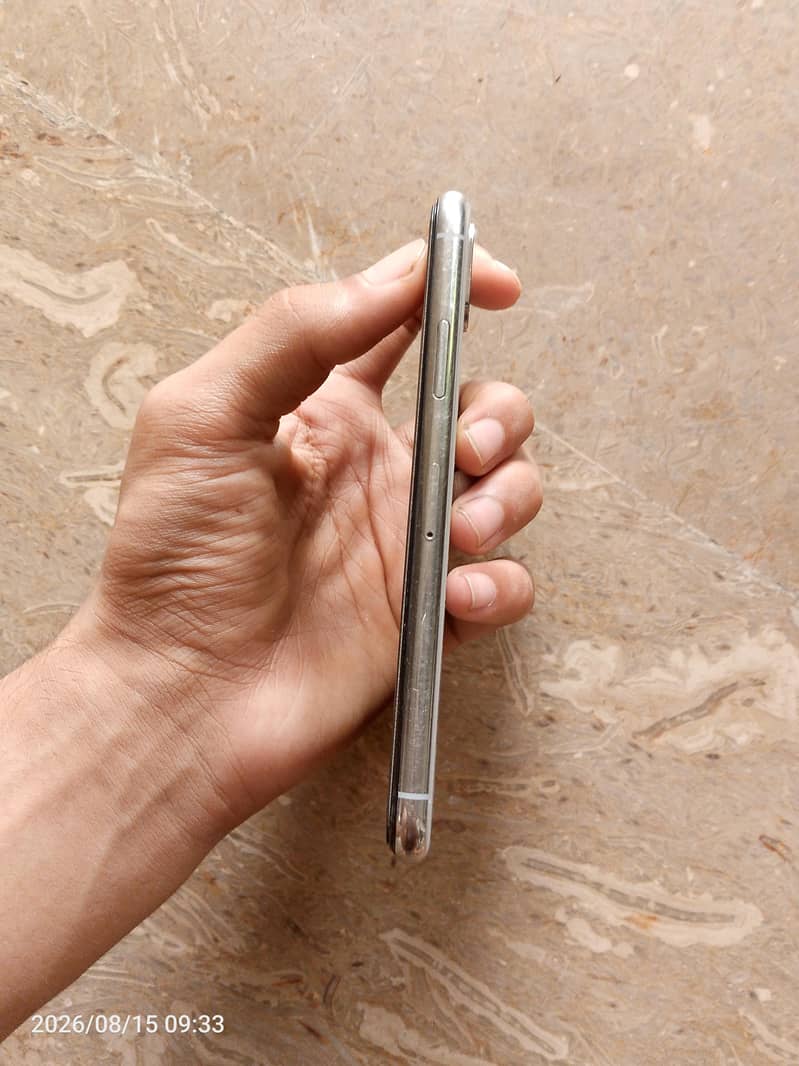Apple iPhone X 2