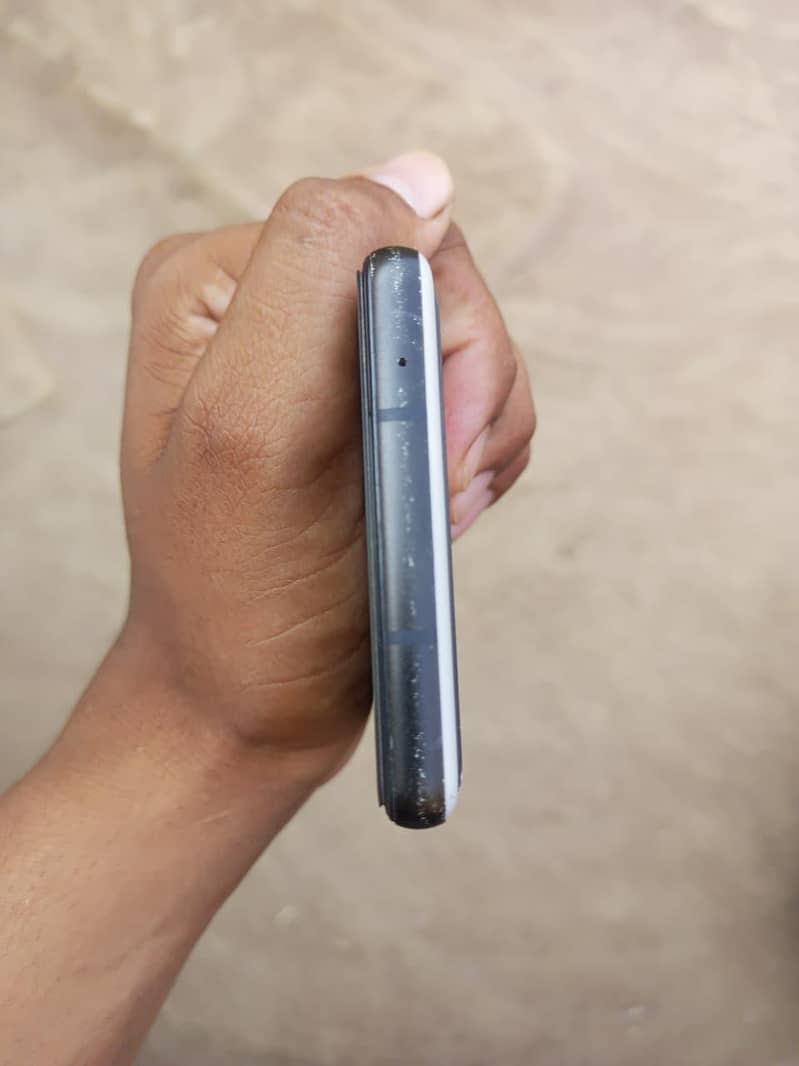Google Pixel 6a 1