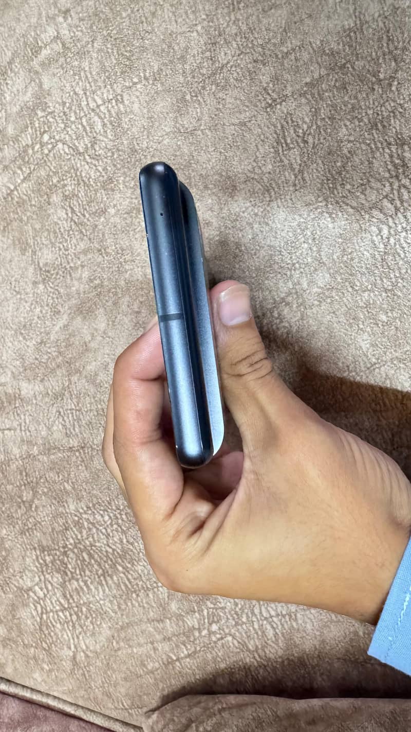 Google Pixel 7 3