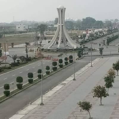5 Marla Residential plot for Sale In New Lahore city ph4 40ft ROAD