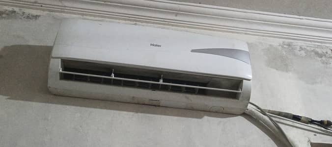 Used A/c 3/4 seasons used