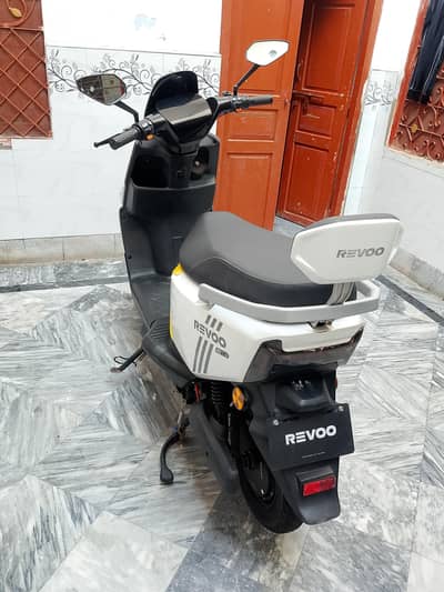 Revoo A12.03174242799
