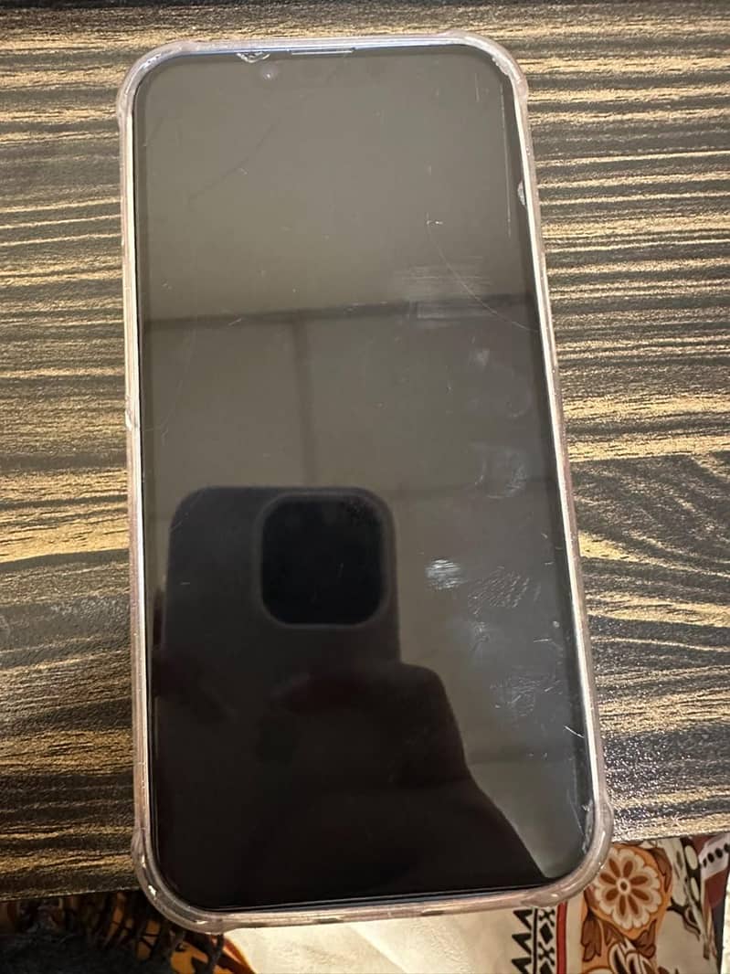 Apple iPhone 14 3