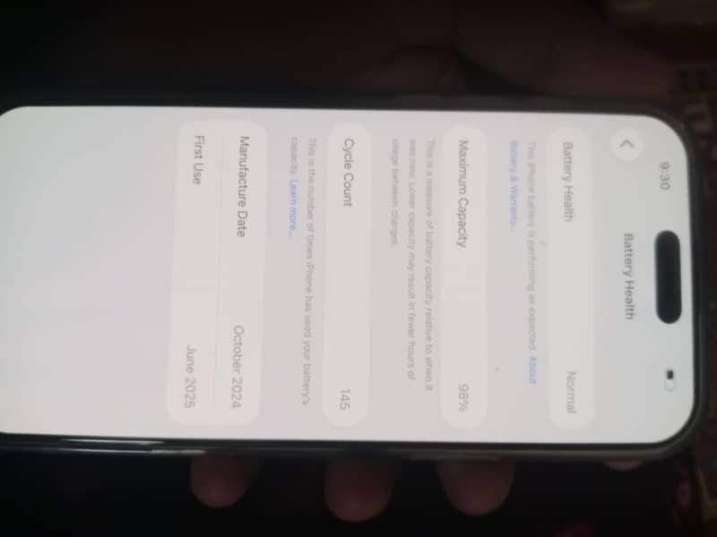 Apple iPhone 16 Pro Max 2