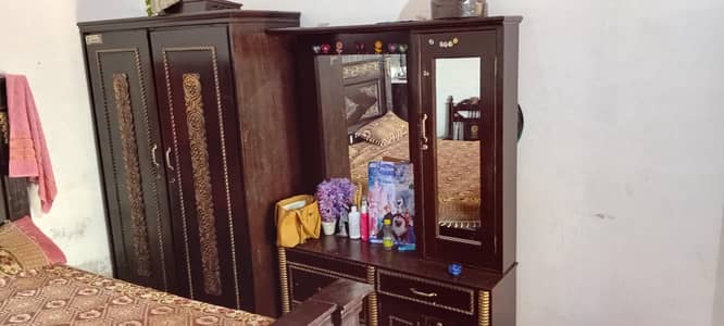 best woods furniture