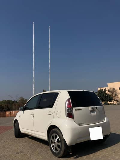Toyota Passo 2012