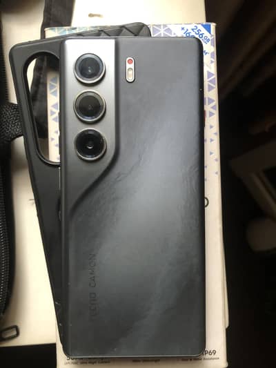 Tecno CAMON 40 Pro