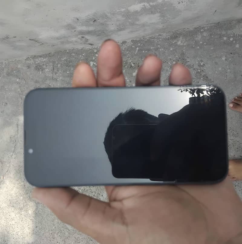 Apple iPhone 14 5