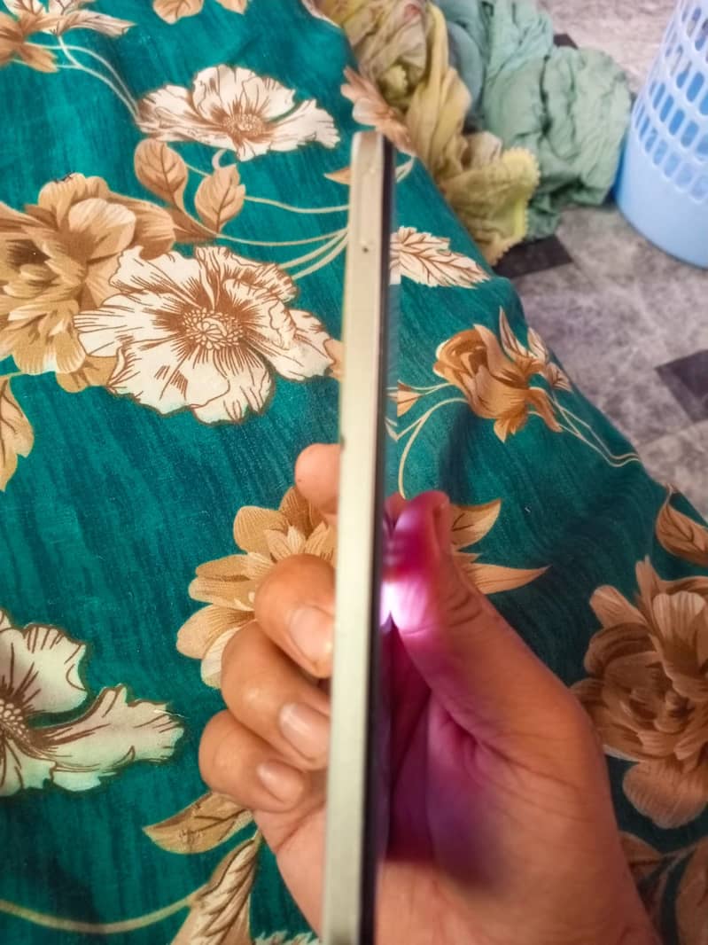 Realme C53 3