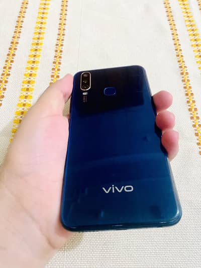 Vivo Y15 with Box