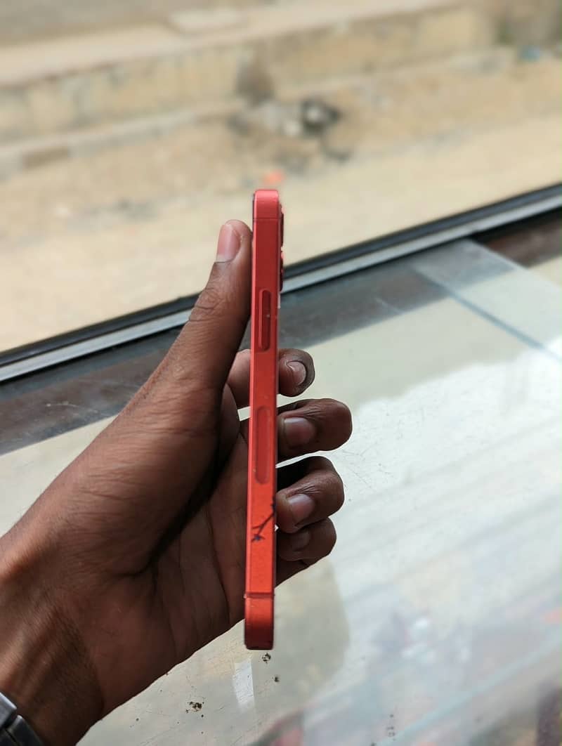 Apple iPhone 12 mini 1