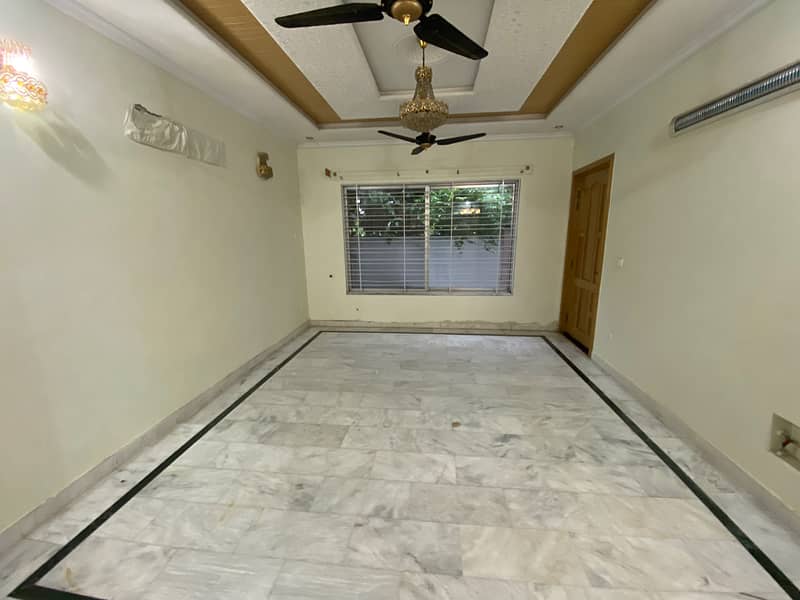10 Marla Ground Floor With All Basic Necessities 0