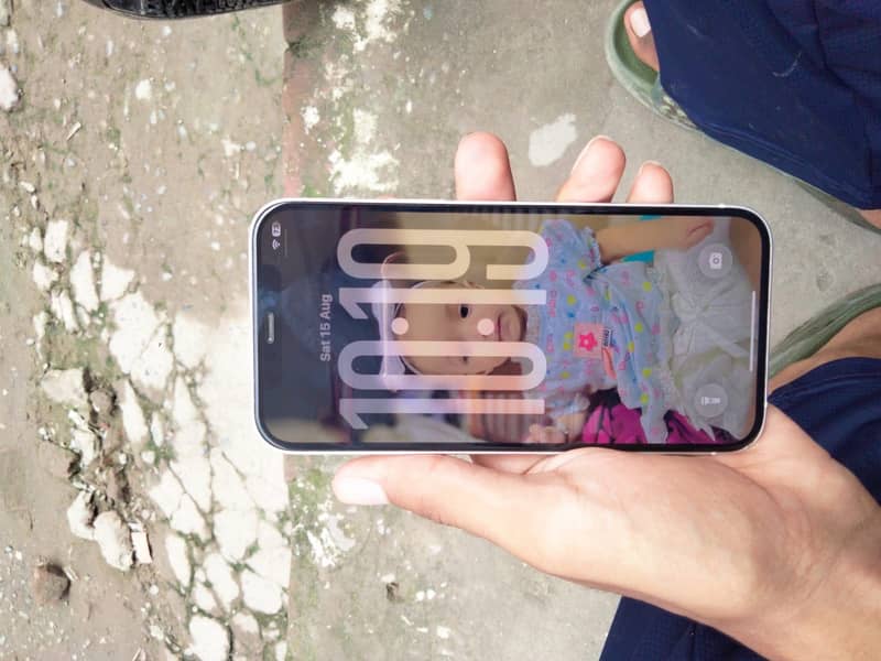 Apple iPhone 12 0