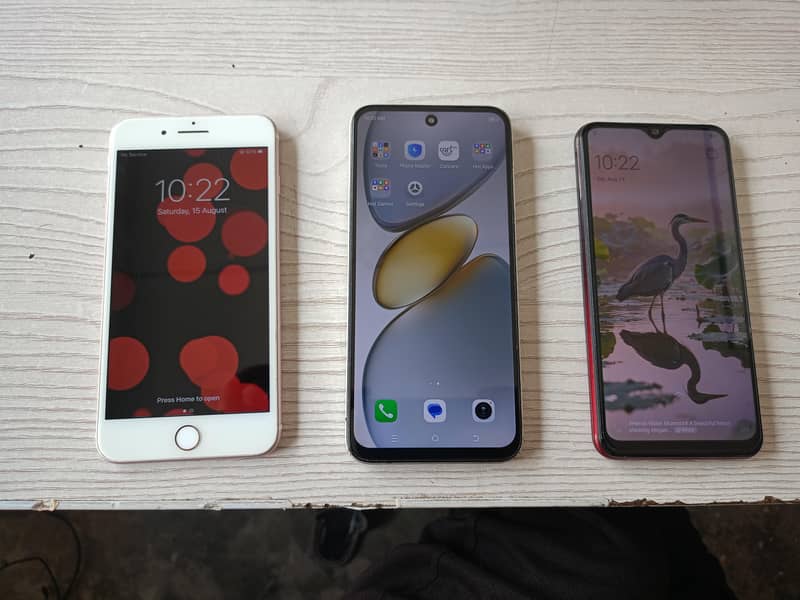 Apple iPhone 7 0