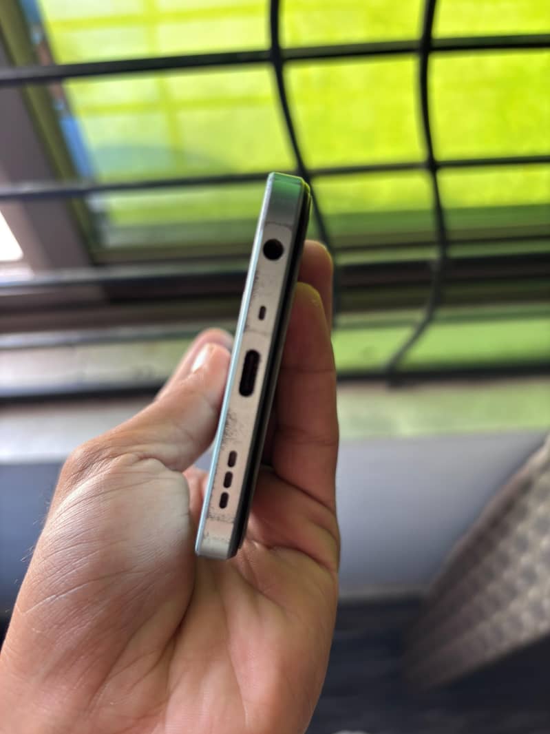 OPPO A57 5