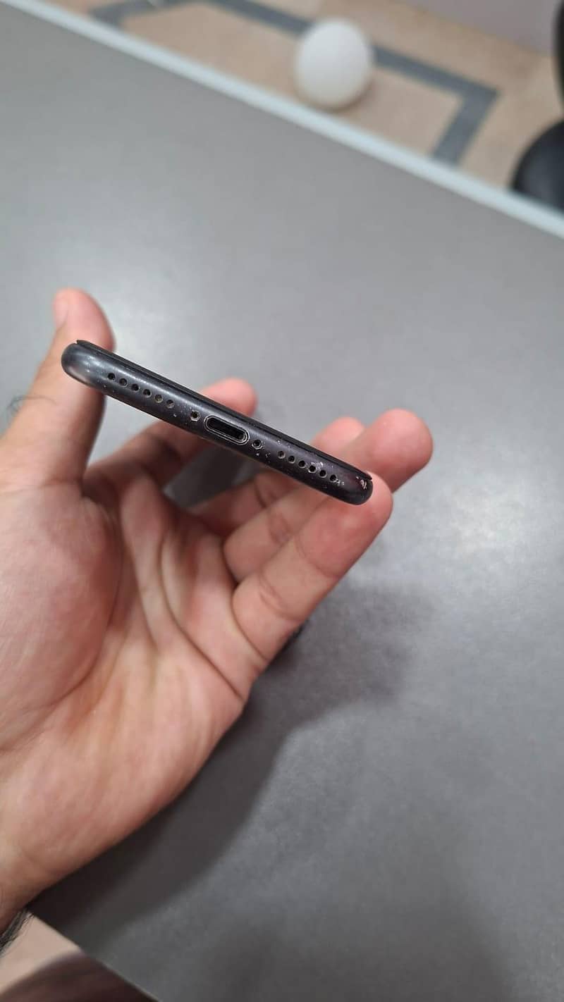 Apple iPhone 7 5