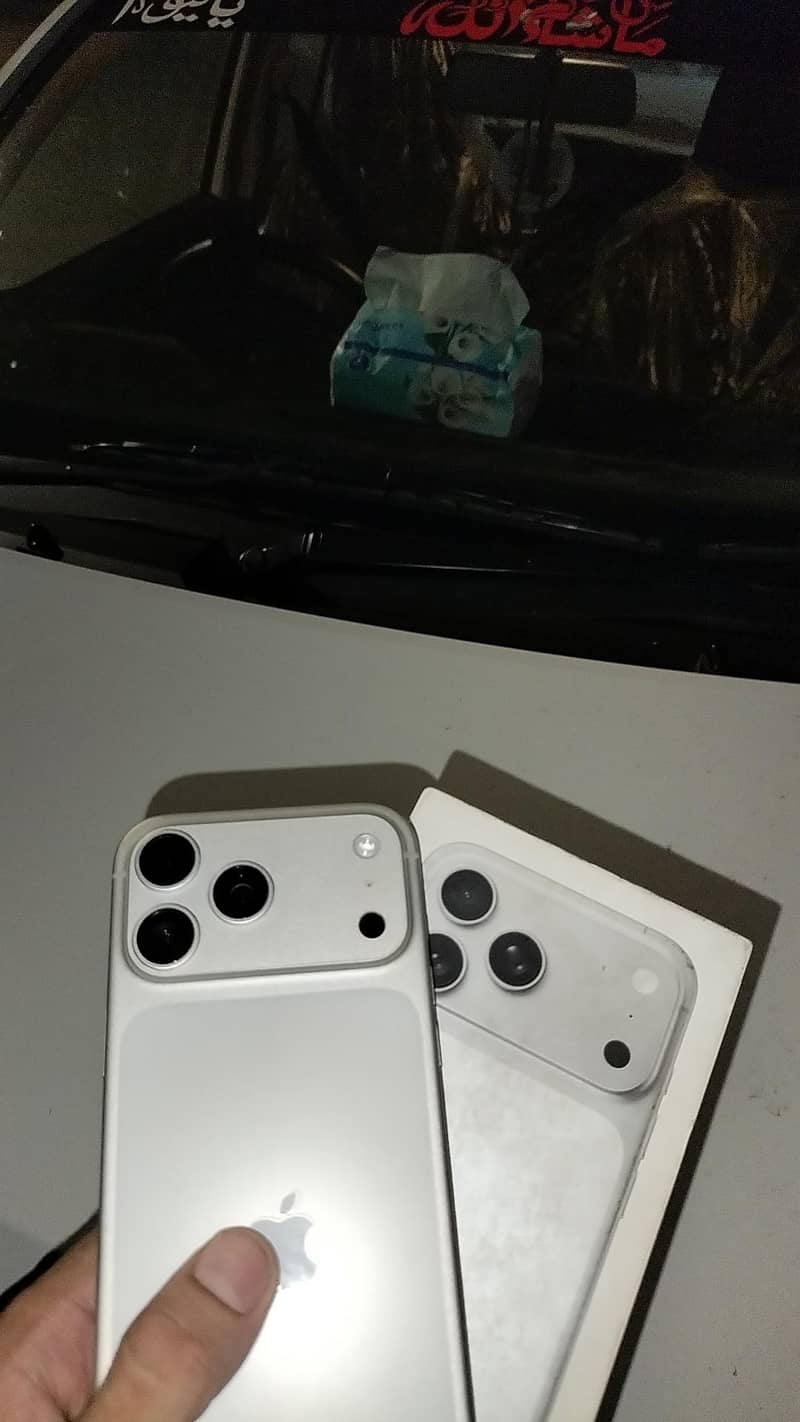 Apple iPhone 17 Pro Max 0