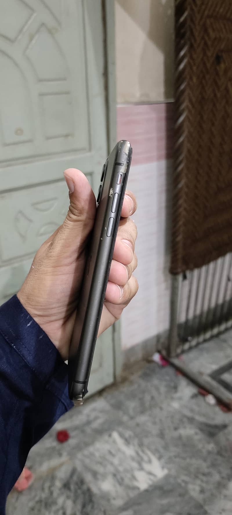 Apple iPhone 11 7