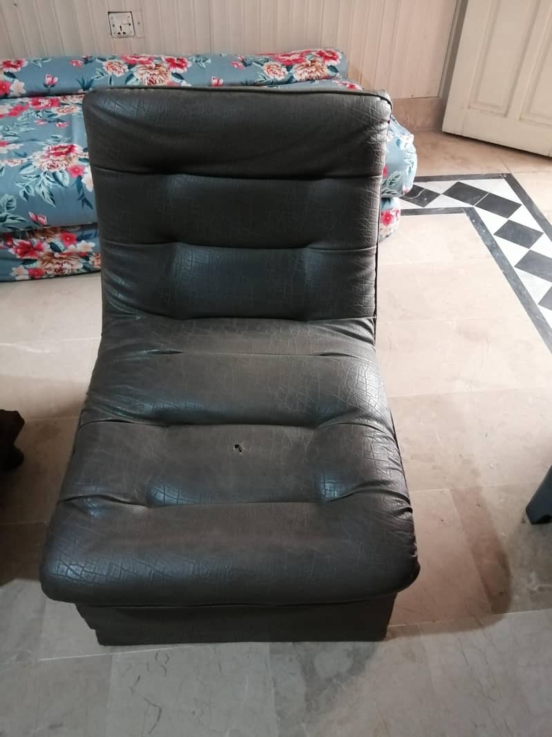 Sofas for sale 0