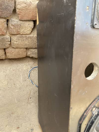 3 speakers with box or kit for sale