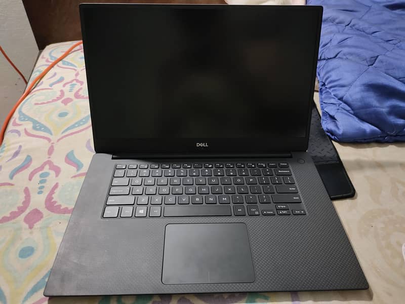 Dell precision 5530 1