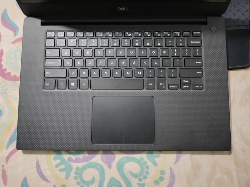 Dell precision 5530 2