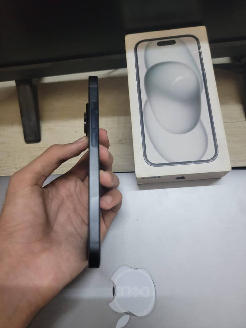 Apple iPhone 15 2
