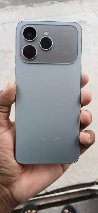 Tecno spark 40