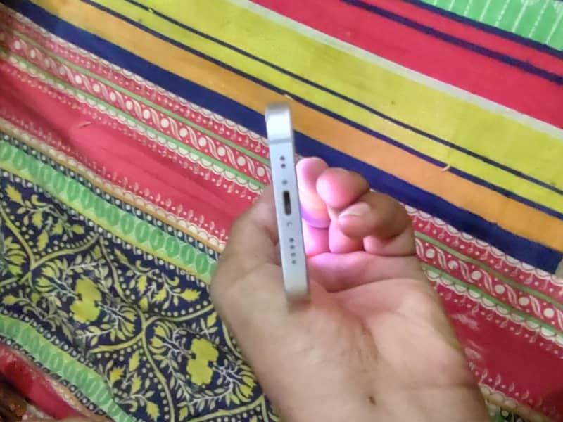 Apple iPhone 13 mini 2