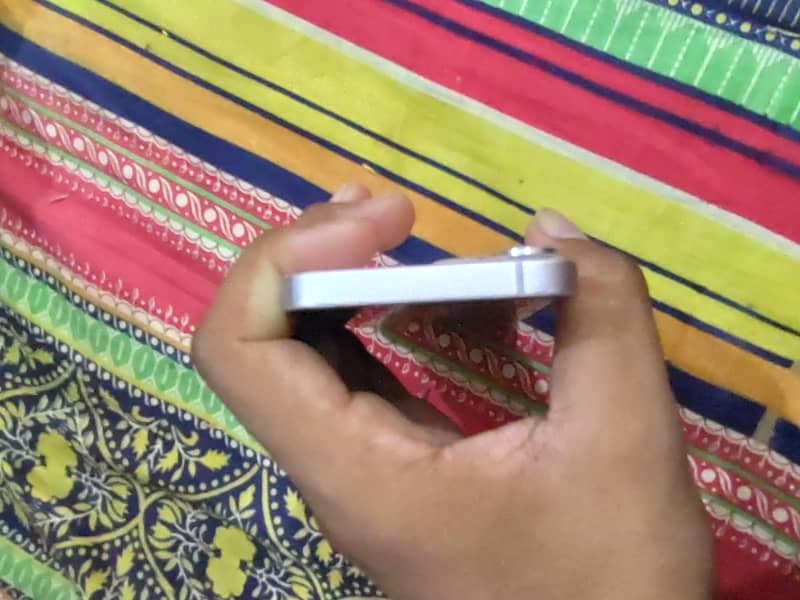 Apple iPhone 13 mini 5