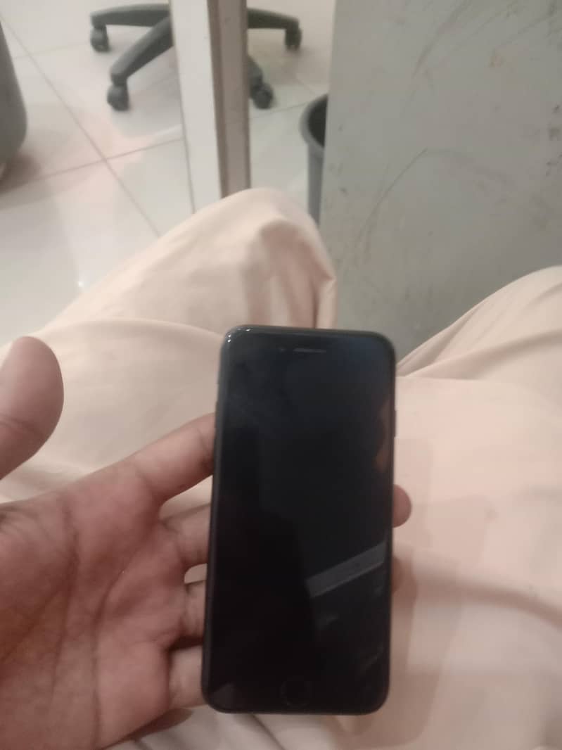 Apple iPhone 7 6